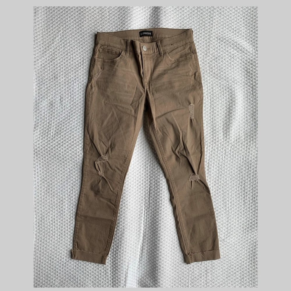 NWT EXPRESS KHAKI ANKLE LEGGING 6R